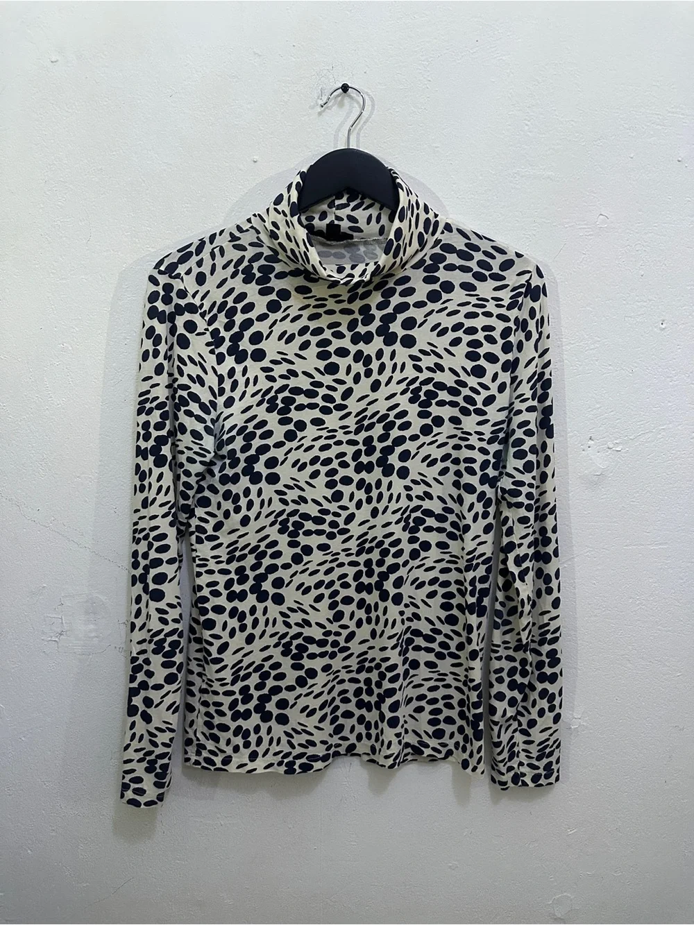 J.Crew Women’s M Long Sleeve Mock Neck Abstract Dot Print Top White Navy